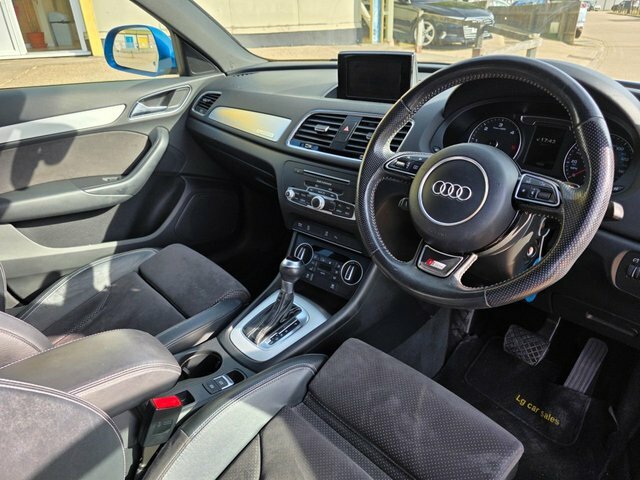 Audi Q3 2.0 Tdi Quattro S Line Plus 148 Bhp Grey #26