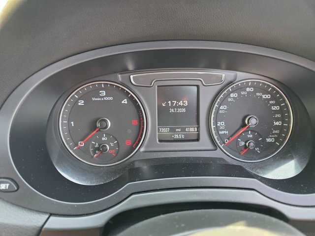 Audi Q3 2.0 Tdi Quattro S Line Plus 148 Bhp Grey #27