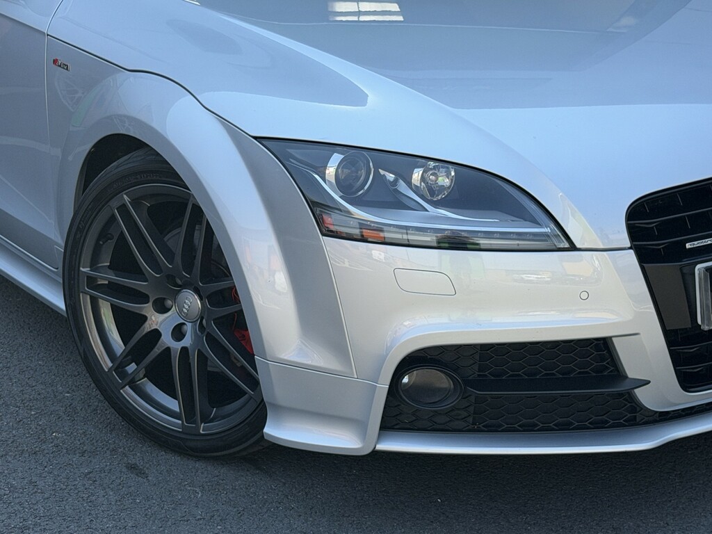 Audi TT Coupe 2.0 Tdi Black Edition Coupe Manua Silver #2