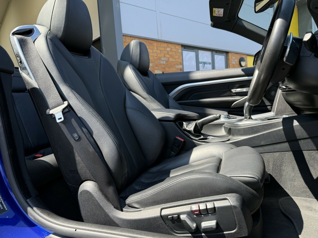 BMW 4 Series 3.0 435D Xdrive M Sport Convertible Blue #4