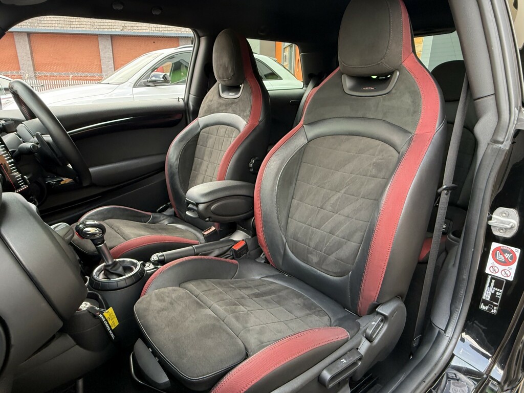 Mini Hatch 2.0 John Cooper Works 3-Door Hatch Black #4