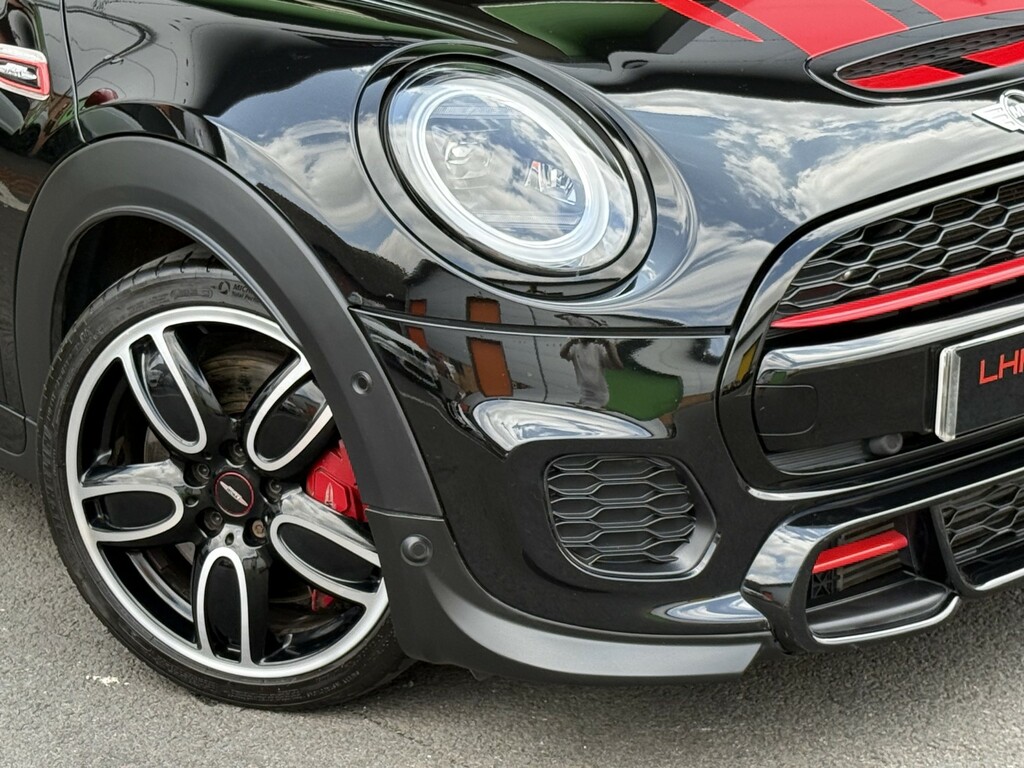 Mini Hatch 2.0 John Cooper Works 3-Door Hatch Black #2