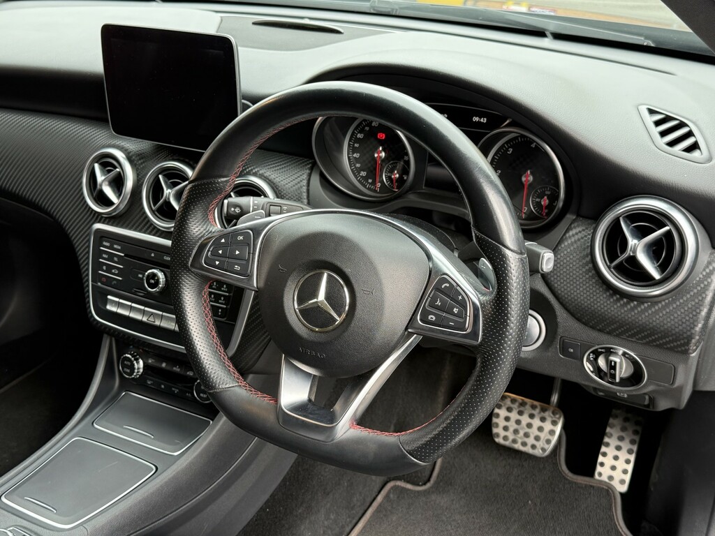Mercedes-Benz A Class 2.1 A200d Amg Line Blue #3