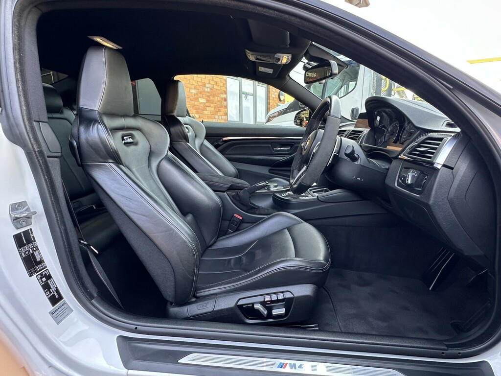 BMW M4 3.0 Biturbo Competition Coupe Dct Euro White #6
