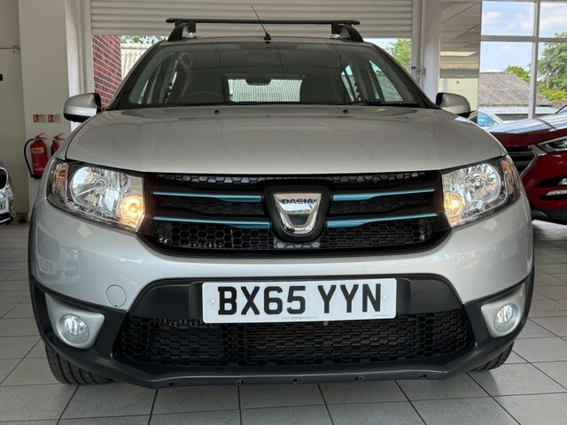 Dacia Sandero Stepway Tce Laureate Hatchback Silver #2
