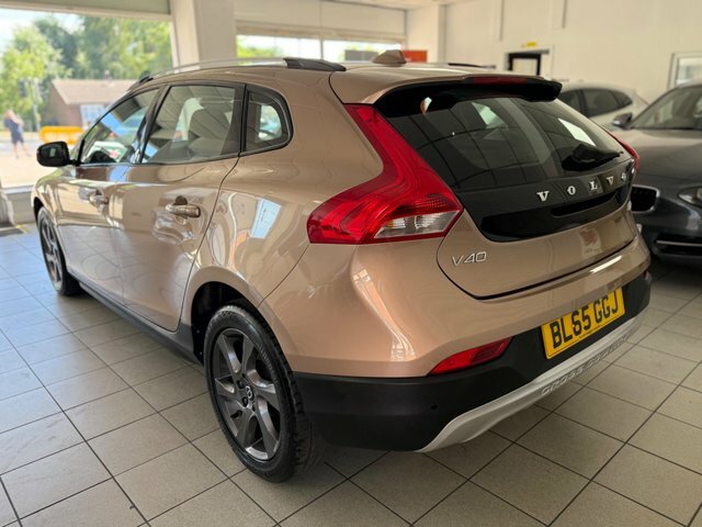 Volvo V40 Cross Country D2 Se Nav Hatchback Brown #6
