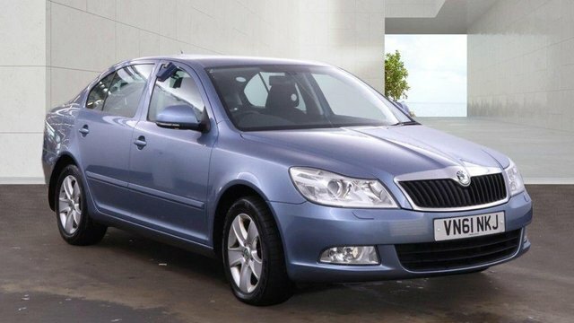 Skoda Octavia Estate 1.6 Tdi Se Dsg Euro 5 201212 Blue #10