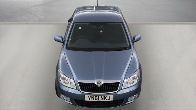 Skoda Octavia Estate 1.6 Tdi Se Dsg Euro 5 201212 Blue #8