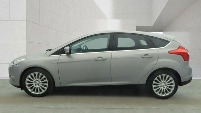 Ford Focus 1.6 Titanium Estate Euro 5 125 Silver #9