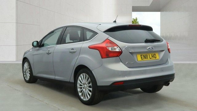 Ford Focus 1.6 Titanium Estate Euro 5 125 Silver #10