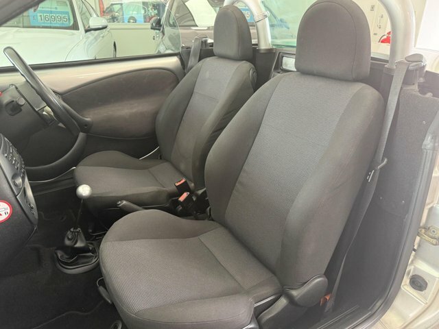 Ford StreetKA 8V Luxury  #7