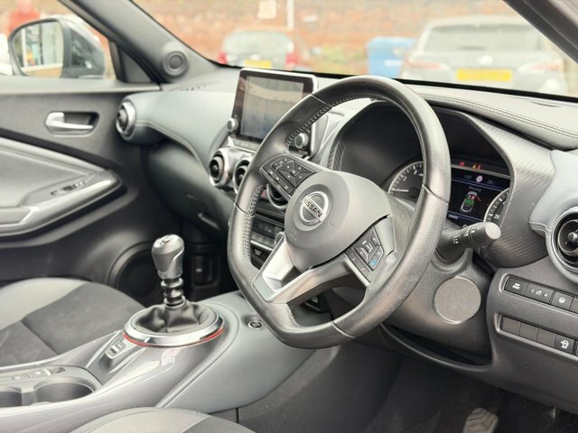 Nissan Juke Dig-t Tekna Euro 6 KO69FHY Silver #4
