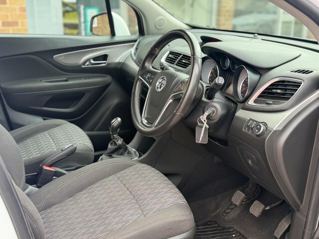 Vauxhall Mokka Exclusiv 2Wd Euro 6 White #2