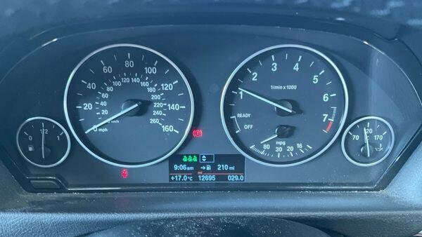 BMW 3 Series 320I Xdrive Se Red #5