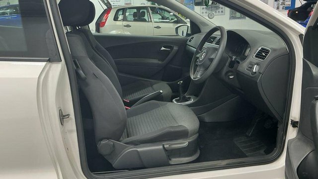 Volkswagen Polo Se Euro 5 White #2
