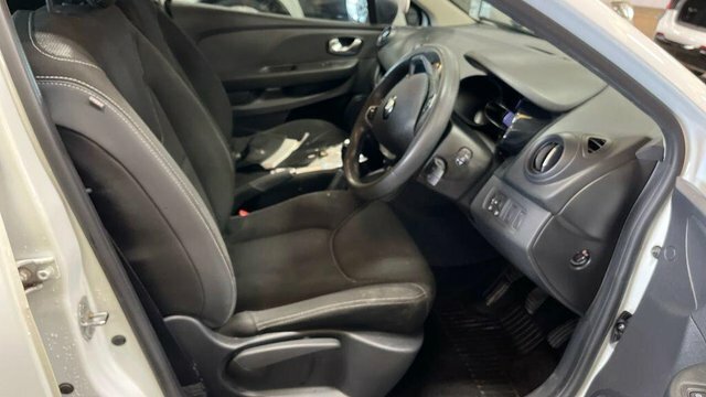 Renault Clio 16V Play Euro 6 White #2
