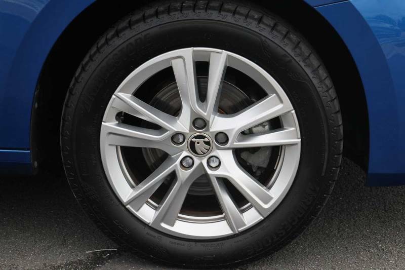 Skoda Fabia 1.0 Tsi 116 Se L Dsg - 2024 24 Blue #5