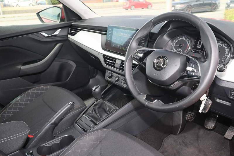 Skoda Kamiq 1.0 Tsi 110 Se Drive - 2023 73 MP73XTE Red #6