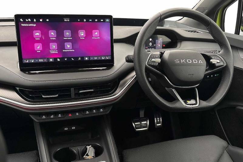 Skoda ENYAQ 250Kw Vrs 84Kwh 4X4 Green #2