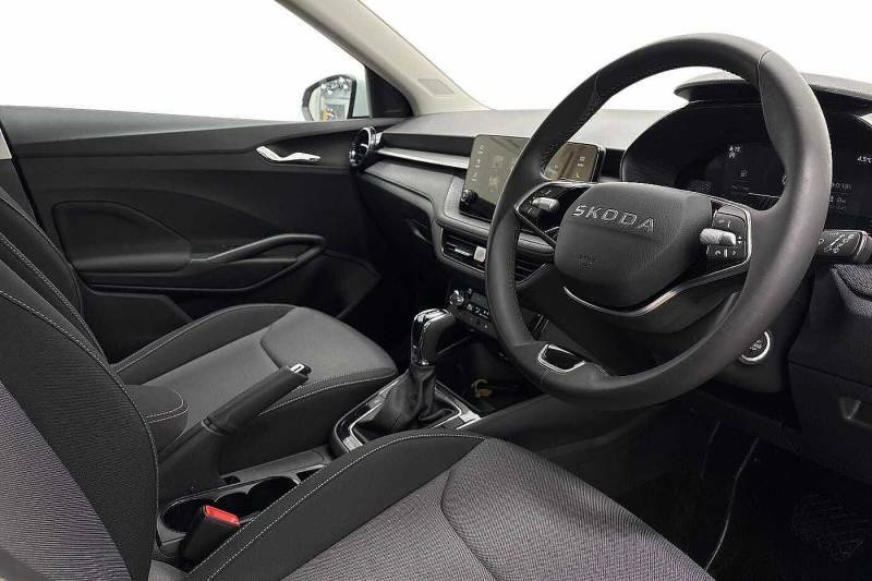 Skoda Fabia 1.0 Tsi 116 Se Edition Dsg White #6