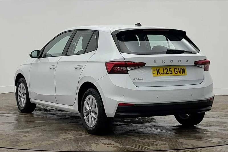 Skoda Fabia 1.0 Tsi 116 Se Edition Dsg White #3