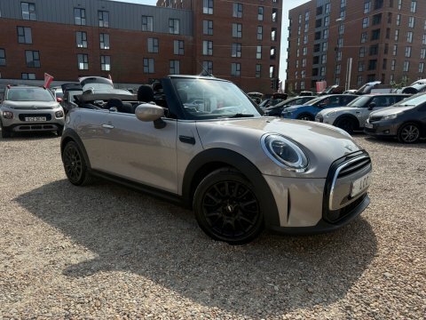 Mini Convertible Cooper ..Full