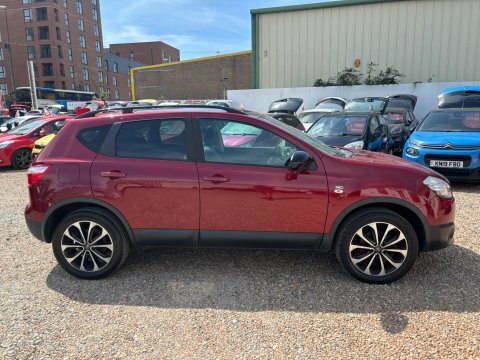 Nissan Qashqai 1.6 360 117 Bhp White #13