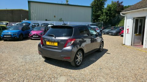 Toyota Yaris 1.33 Dual Vvt-i Trend White #8