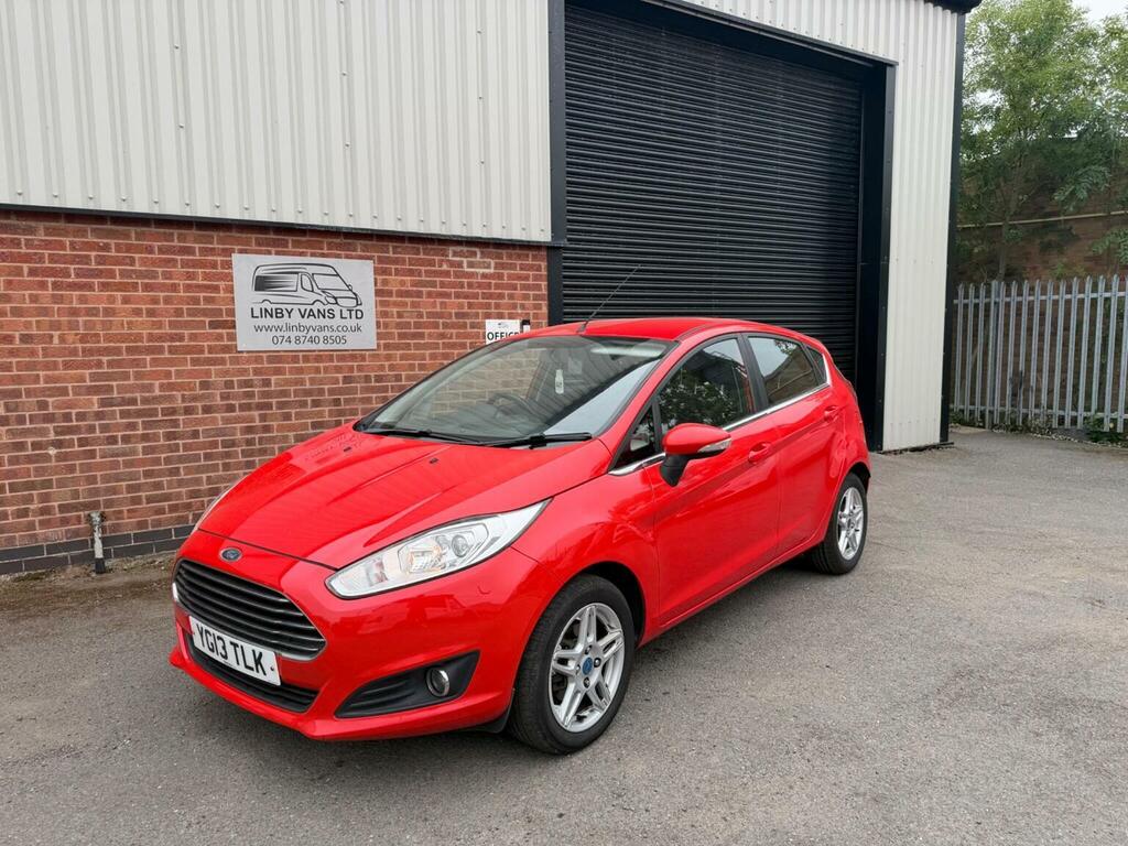 Ford Fiesta 1.25 Zetec Euro 5 Red