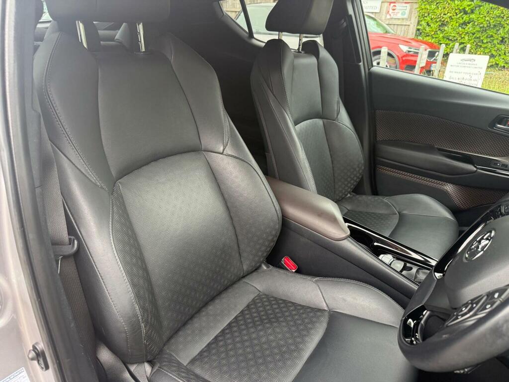 Toyota C-Hr 1.8 Hybrid Dynamic Cvt Grey #17