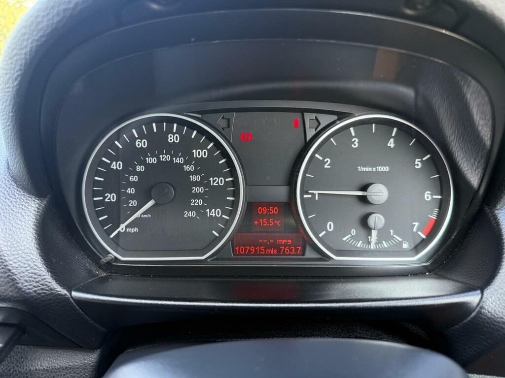 BMW 1 Series Hatchback Black #11