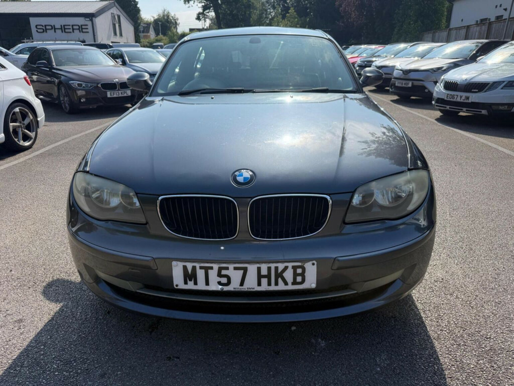 BMW 1 Series Hatchback Black #18