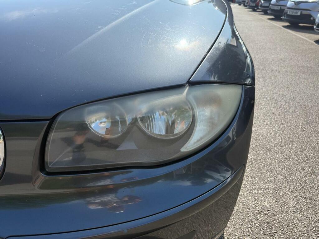 BMW 1 Series Hatchback Black #15