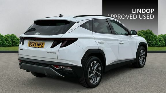 Hyundai Tucson 1.6 T-gdi Premium Euro 6 Ss DG24MPZ White #2