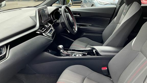 Toyota C-Hr Gr Sport 1.8 DG23ZPD White #5