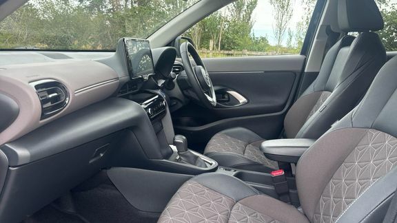 Toyota Yaris Cross Excel Fwd CX23VUJ Black #5