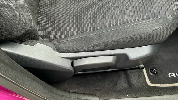 Toyota Aygo X 1.0 Vvt-i X-cite Euro 6 Purple #29