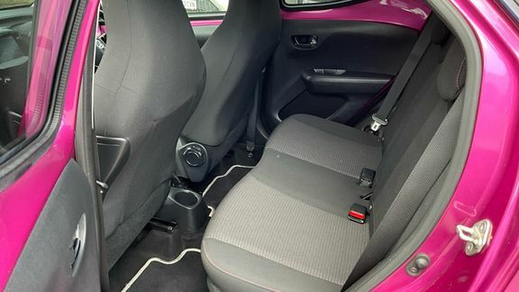 Toyota Aygo X 1.0 Vvt-i X-cite Euro 6 Purple #15