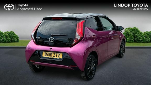 Toyota Aygo X 1.0 Vvt-i X-cite Euro 6 Purple #2