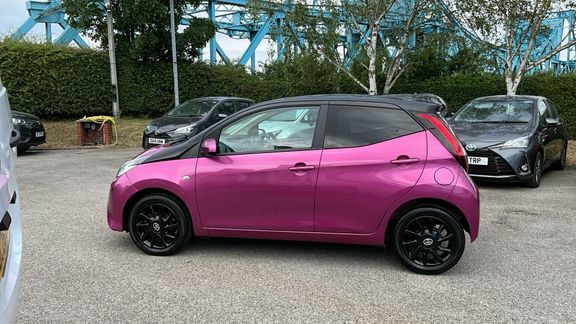 Toyota Aygo X 1.0 Vvt-i X-cite Euro 6 Purple #24