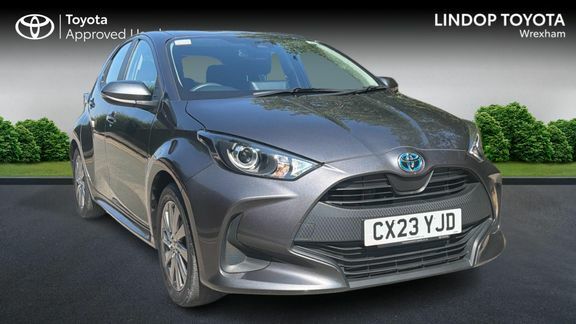 Toyota Yaris Icon Grey