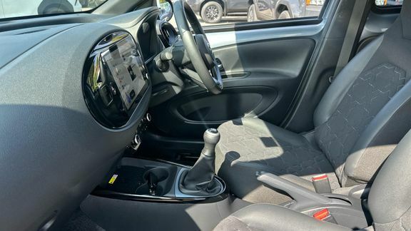 Toyota Aygo X Exclusive Manual DE25MFJ #5
