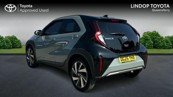 Toyota Aygo X Exclusive Auto DG25YHX #4