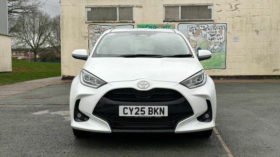 Toyota Yaris Excel Green #15