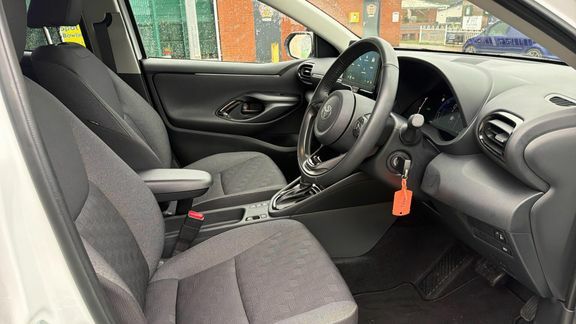 Toyota Yaris Excel Green #11