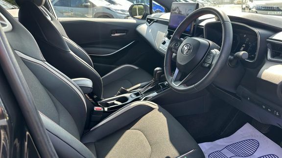 Toyota Corolla Hatchback Grey #11