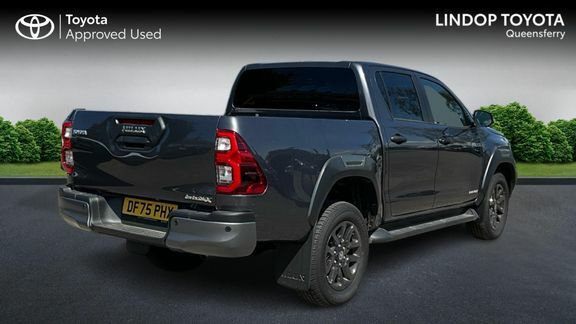Toyota HILUX Invincible X Dc 2.8 Hybrid 48V Grey #2