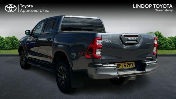 Toyota HILUX Invincible X Dc 2.8 Hybrid 48V Grey #4