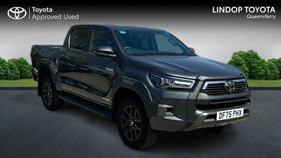 Toyota HILUX Invincible X Dc 2.8 Hybrid 48V Grey