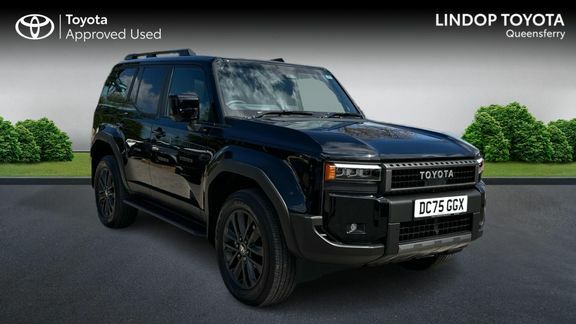 Toyota Land Cruiser Invincible 5 Seats Pan Roof Black